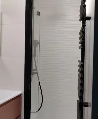 Bel 50 M2 شقة