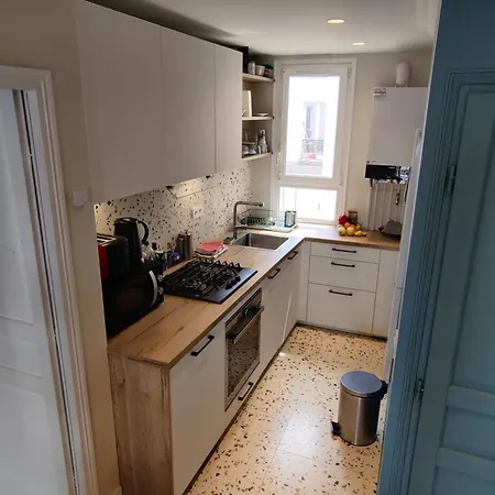 Bel 50 M2 Paris